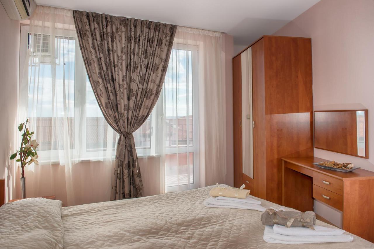 Privilege Beach Apartments Sveti Vlas Eksteriør billede