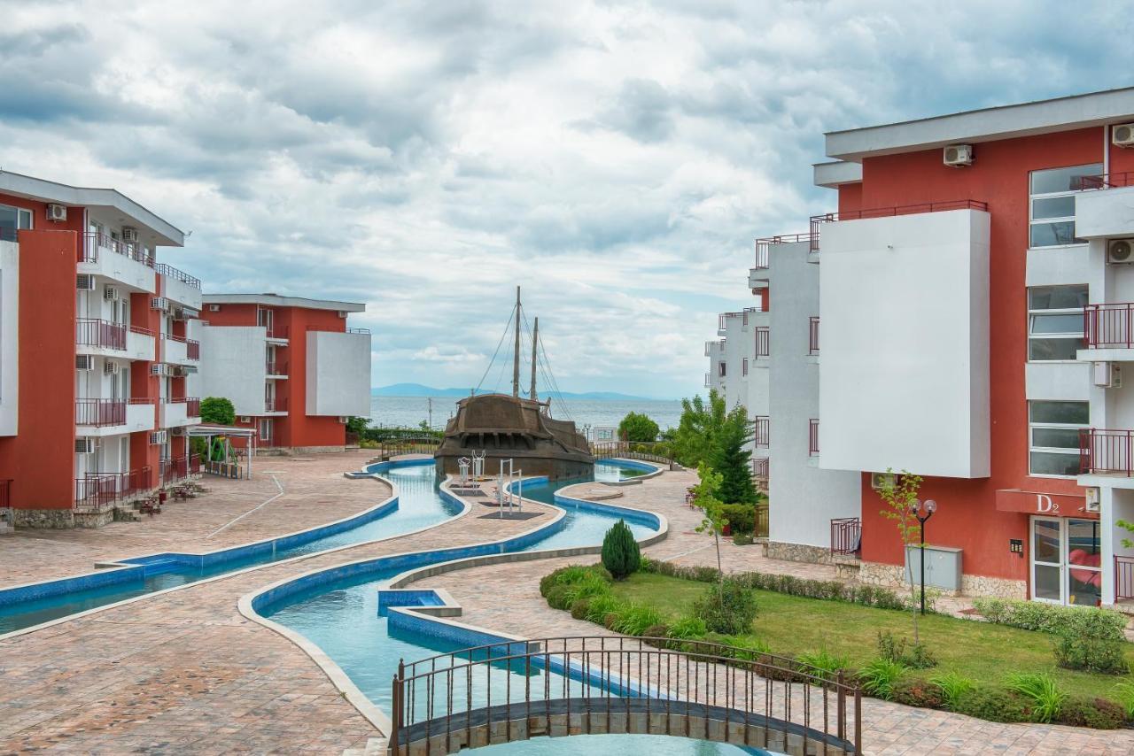 Privilege Beach Apartments Sveti Vlas Eksteriør billede