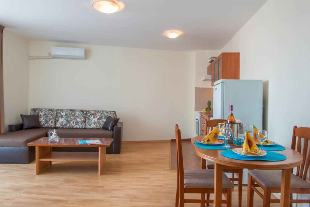Privilege Beach Apartments Sveti Vlas Eksteriør billede