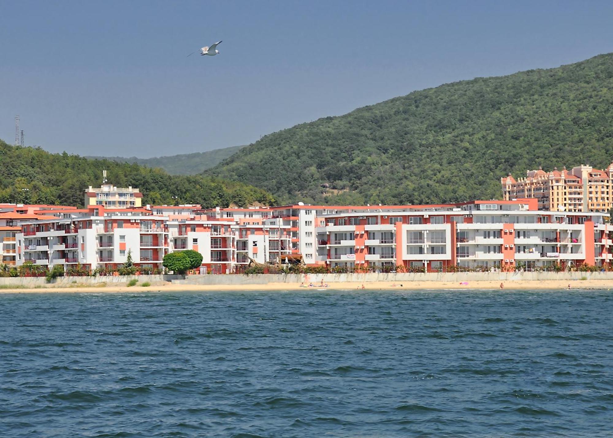 Privilege Beach Apartments Sveti Vlas Eksteriør billede