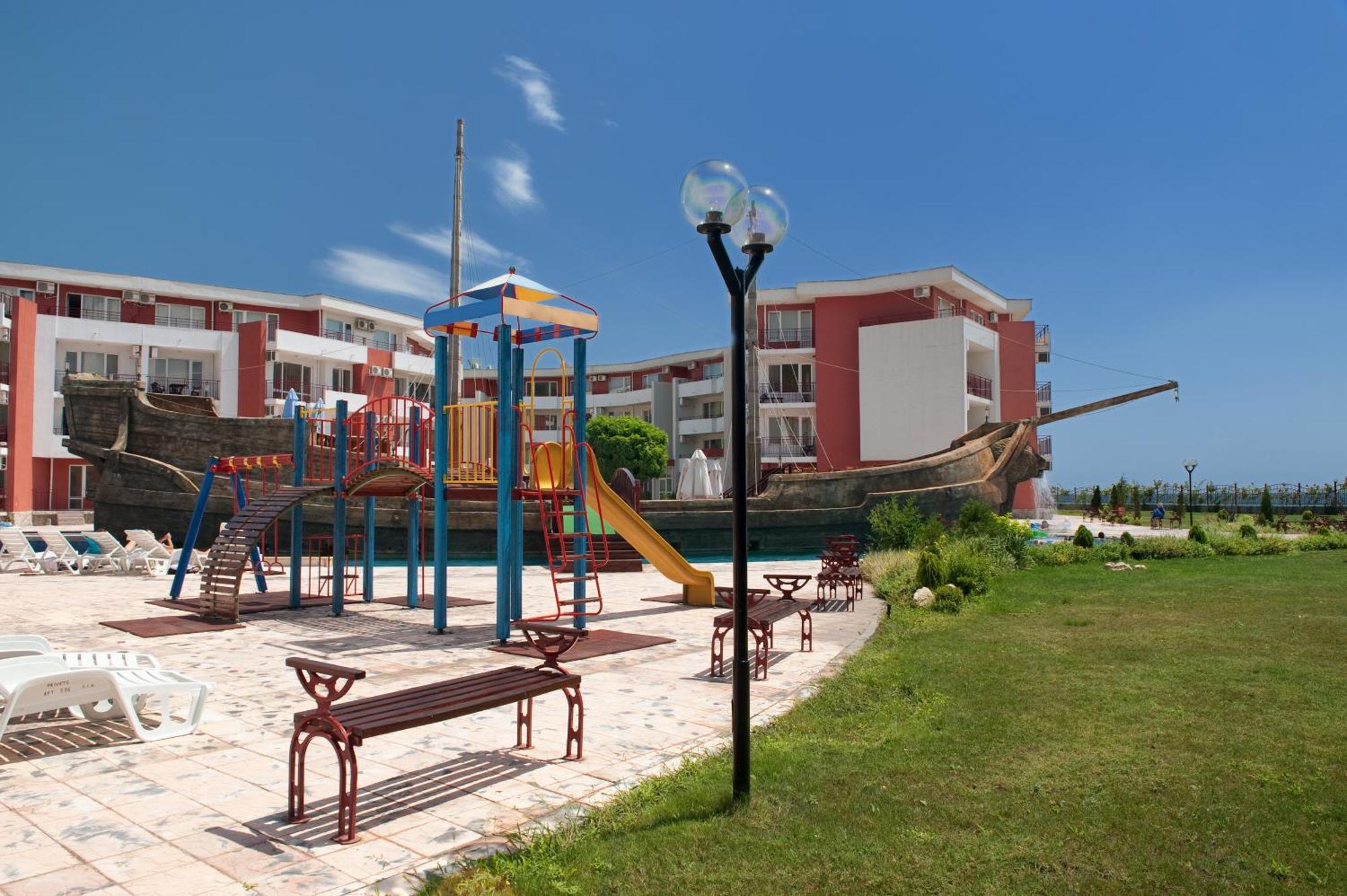 Privilege Beach Apartments Sveti Vlas Eksteriør billede