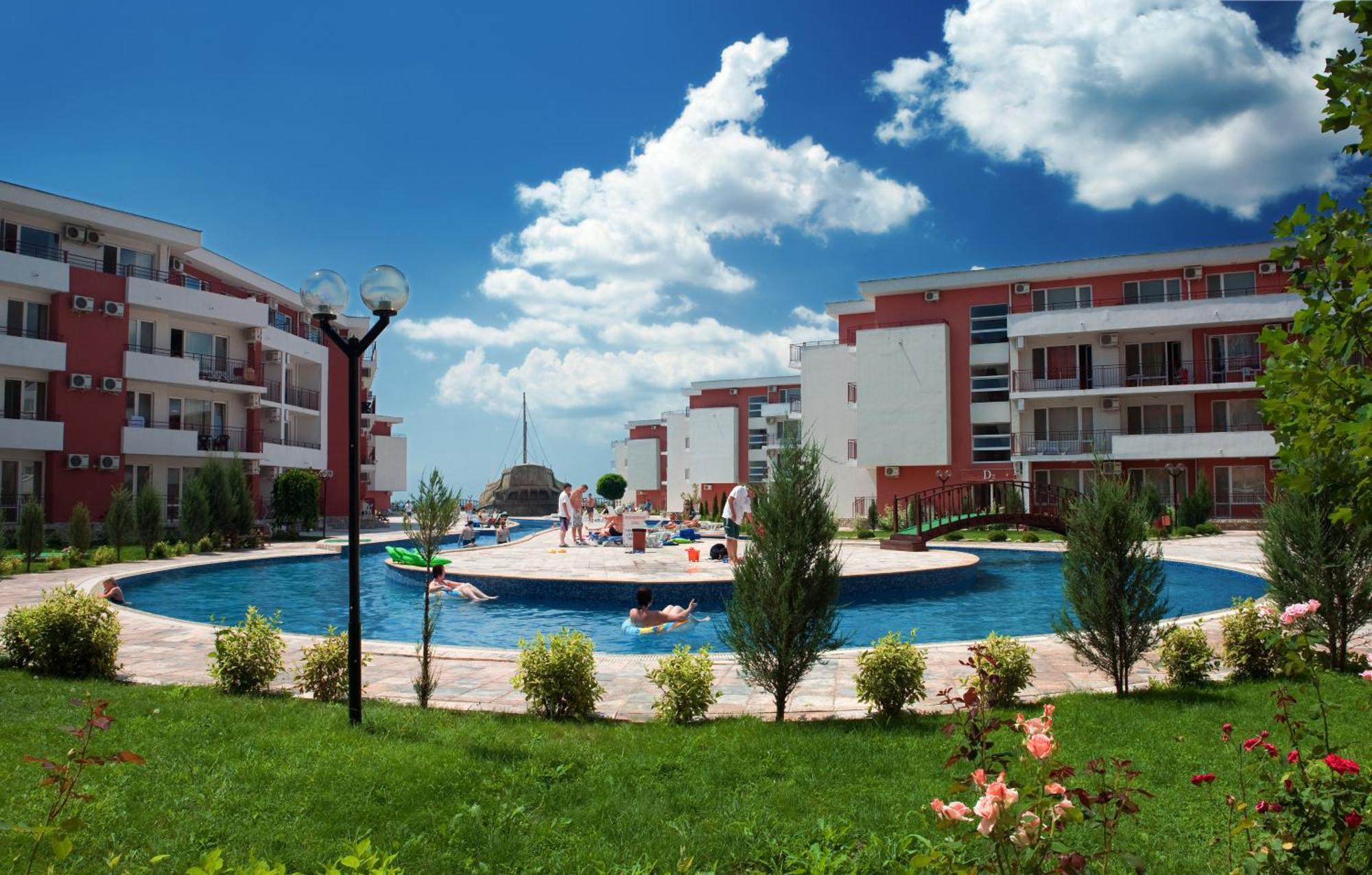 Privilege Beach Apartments Sveti Vlas Eksteriør billede
